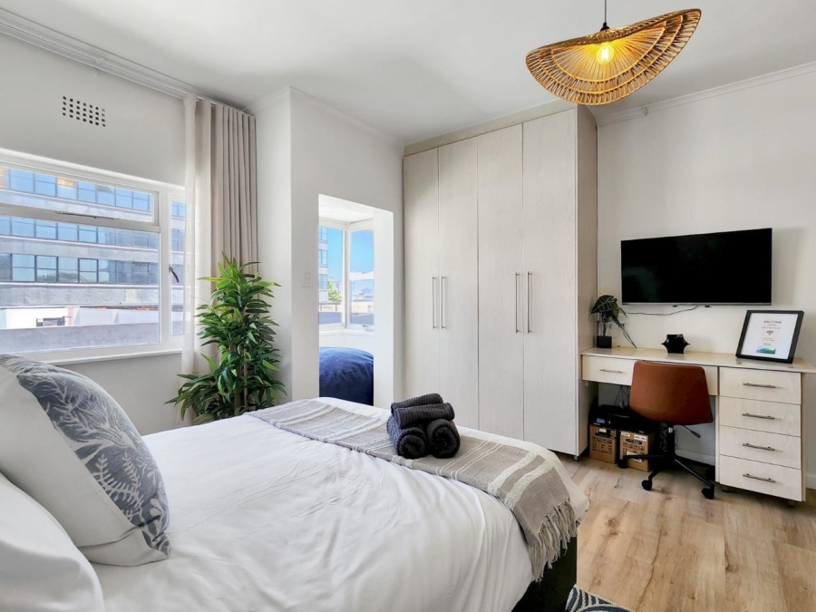 1 Bedroom Property for Sale in Three Anchor Bay Western Cape